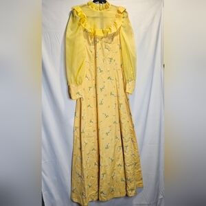 Vintage 70s yellow Prarie Romantic Floral Daisy Maxi Dress